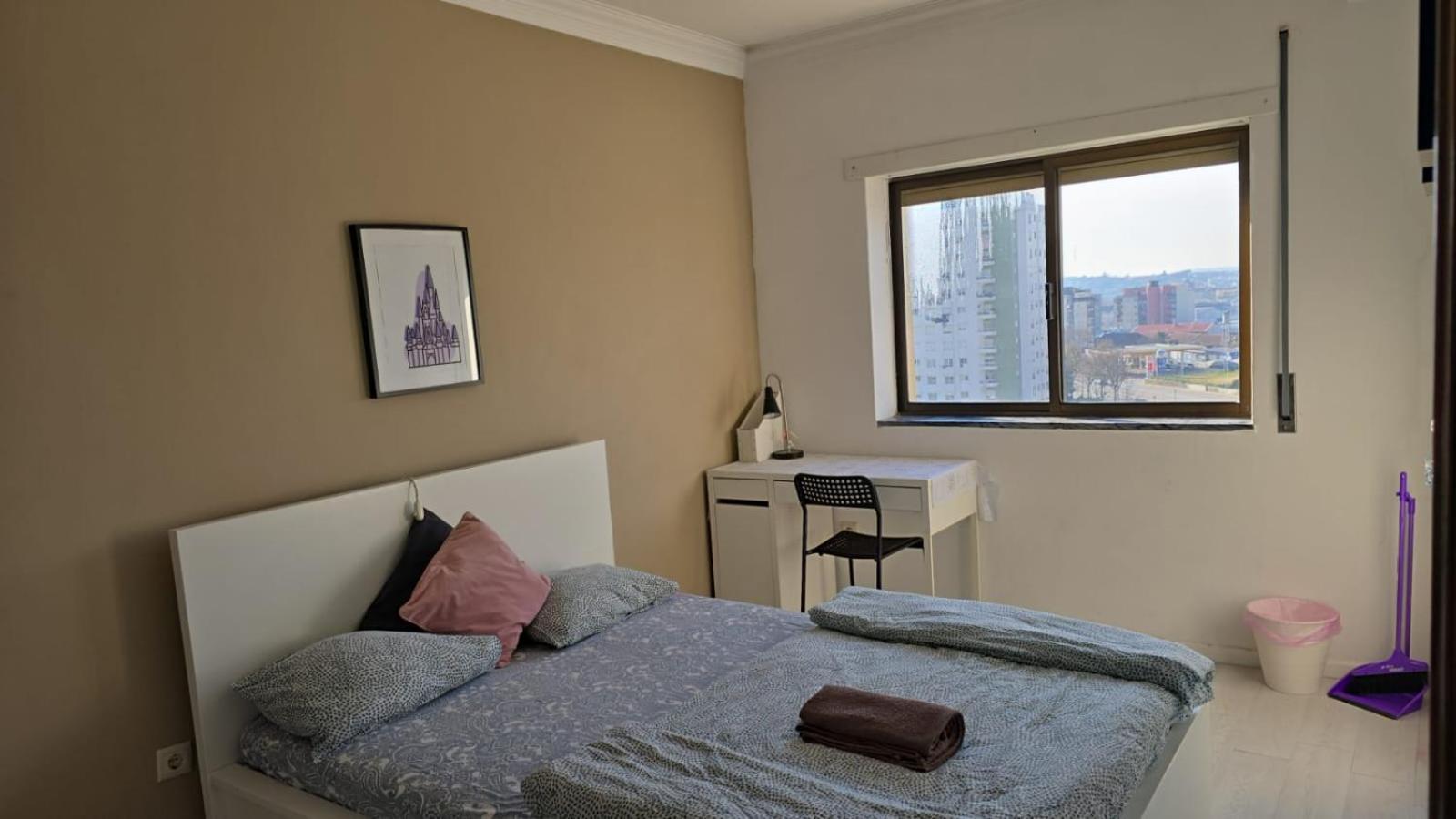 Quarto Familiar Com Cama De Casal Apenas Para Casais E Raparigas Nenhum Homem Individual براغا المظهر الخارجي الصورة